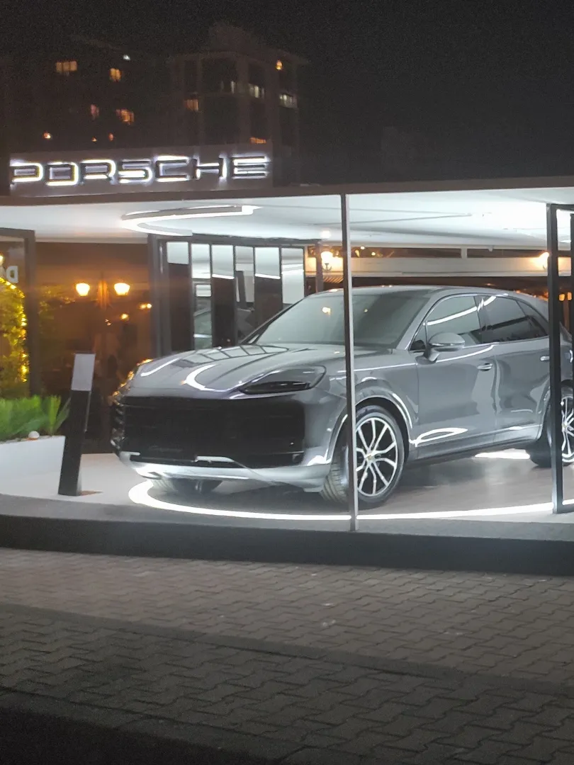 PORSHE STANDI KALAMIŞ MARİNA 